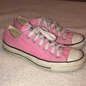 Converse Chucks Women Size 7 Men Size 5 pink